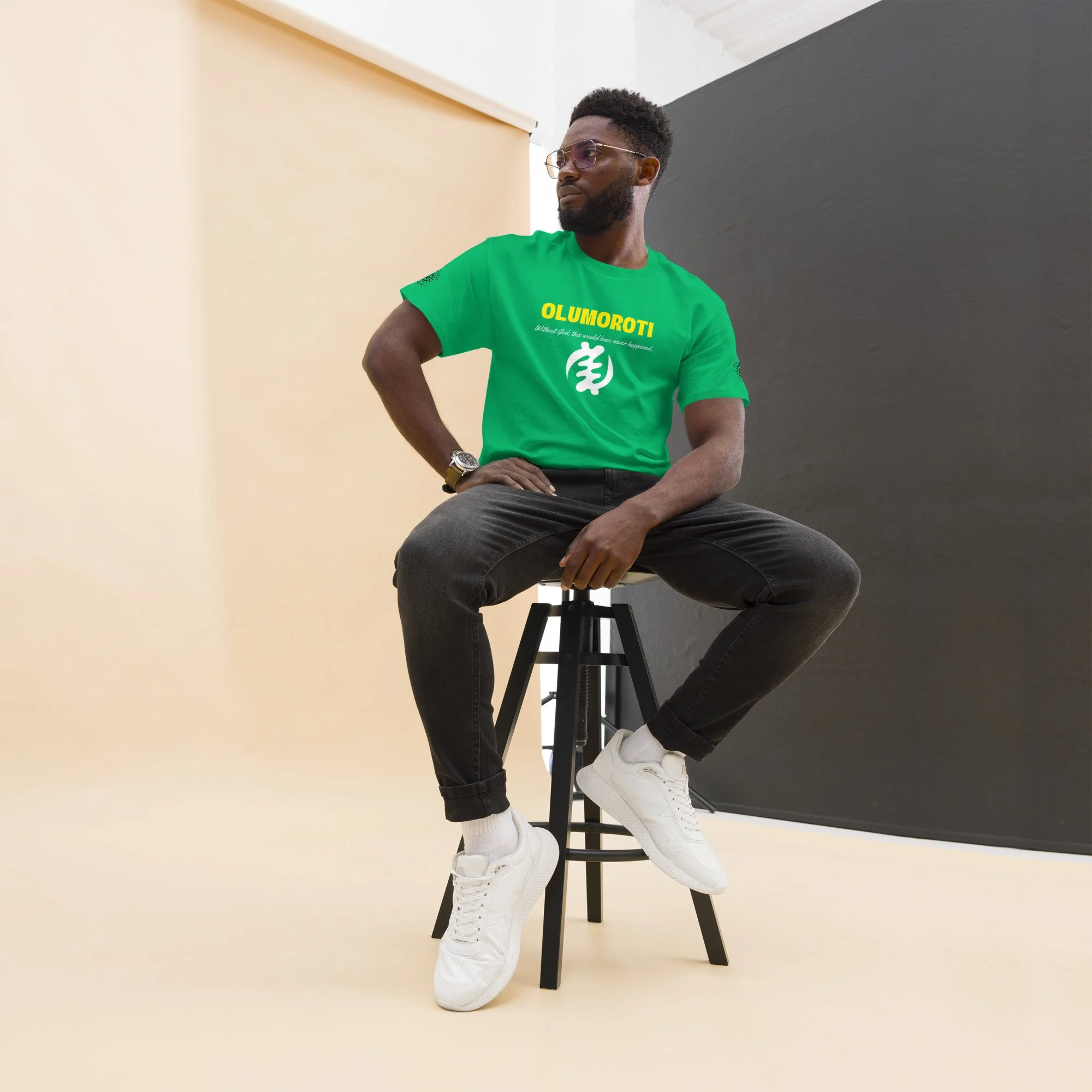 mens-classic-tee-irish-green-front-663d2ede213cd.jpg