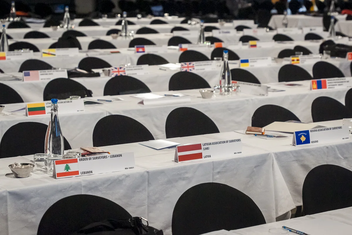 FIG 2016 (Plenary).jpg