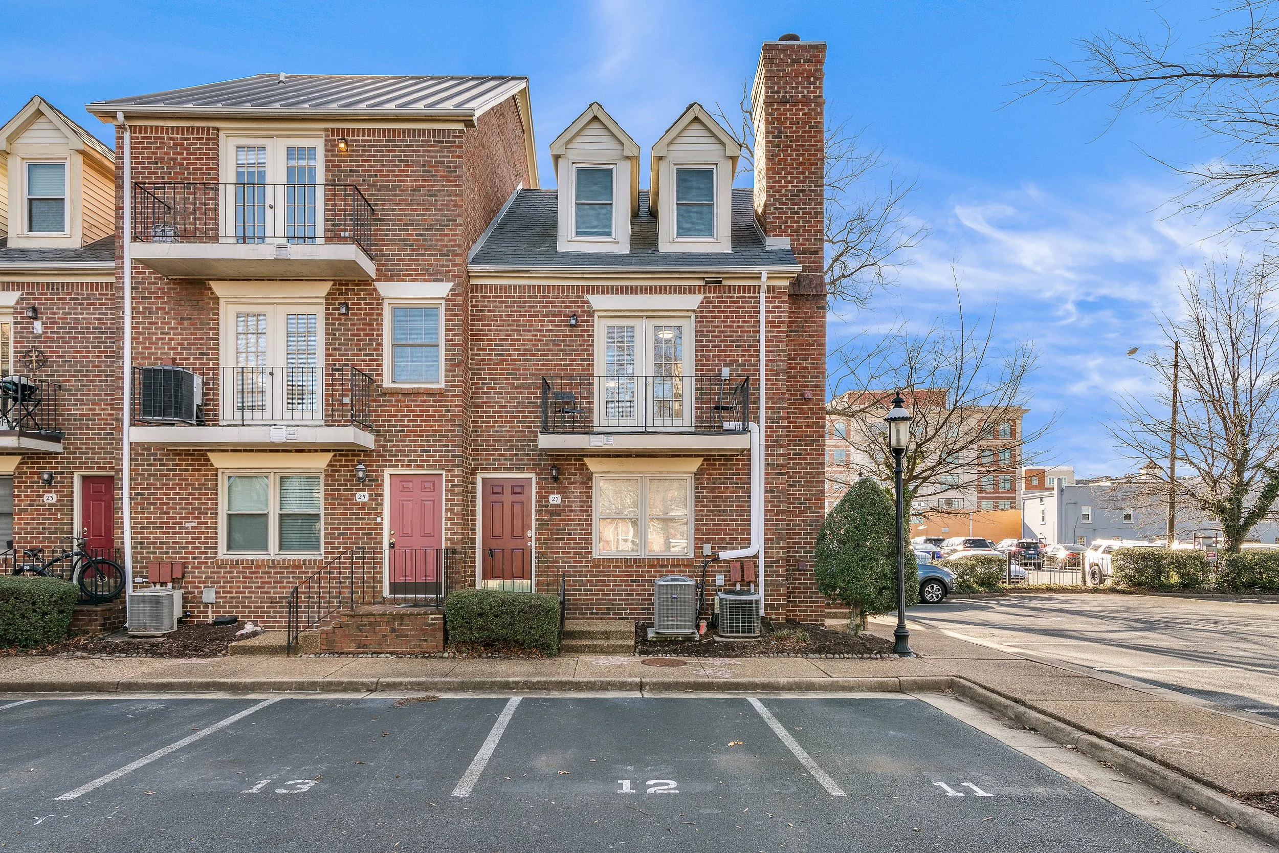 2BR/2BA Downtown Hampton Student Rental 