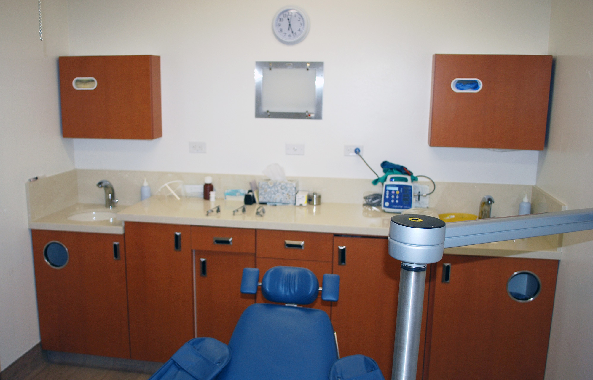 09-Oral-Surgery-Office.jpg