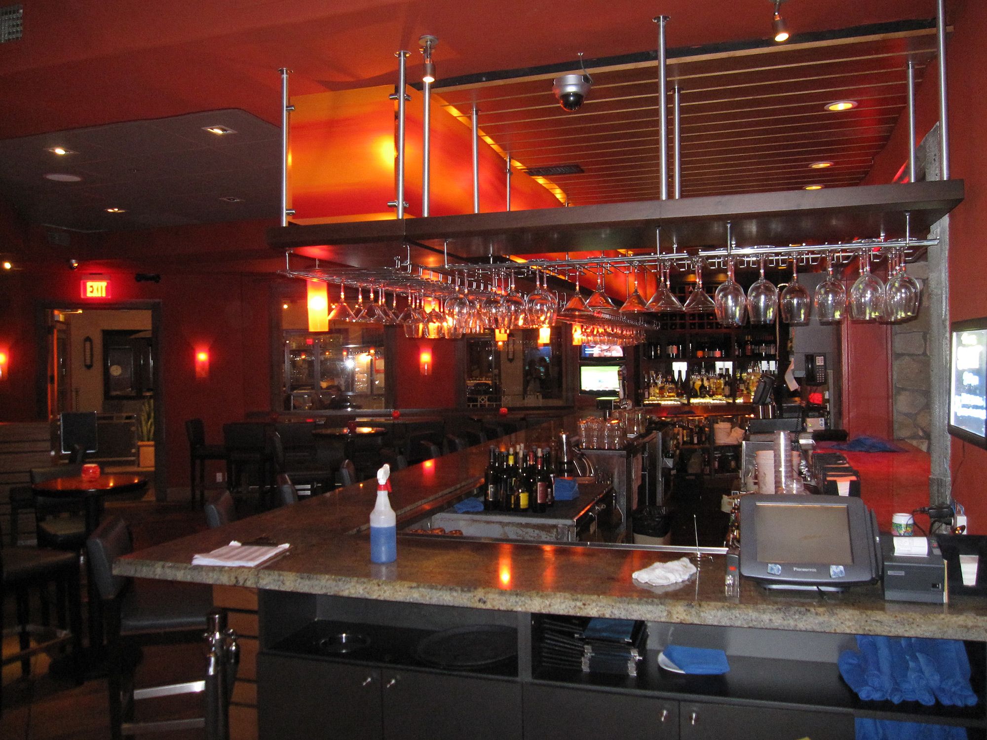 03-Sunset-Bar-&-Grill.jpg