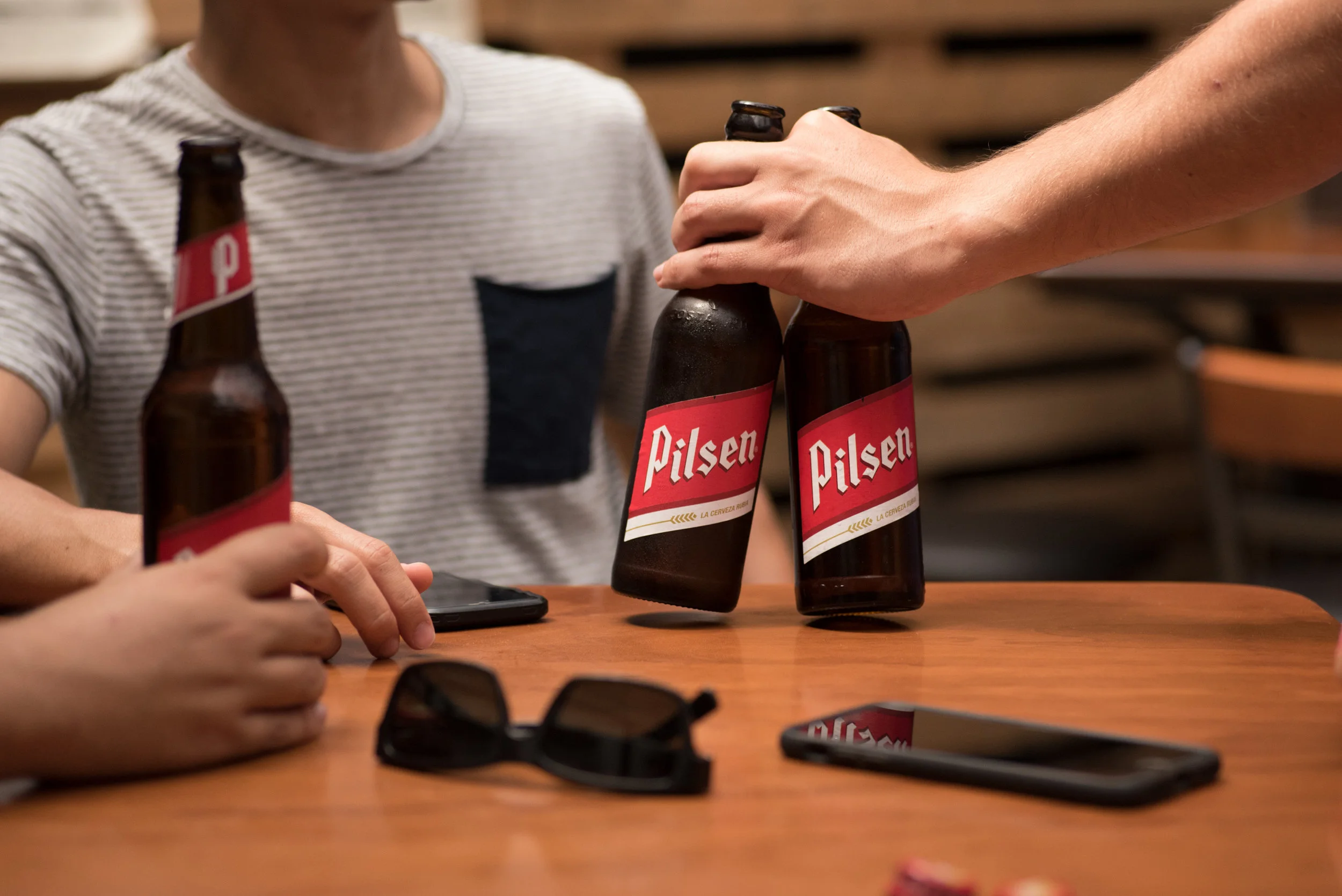 Fotografía Comercial Cerveza Pilsen Bar Costa Rica
