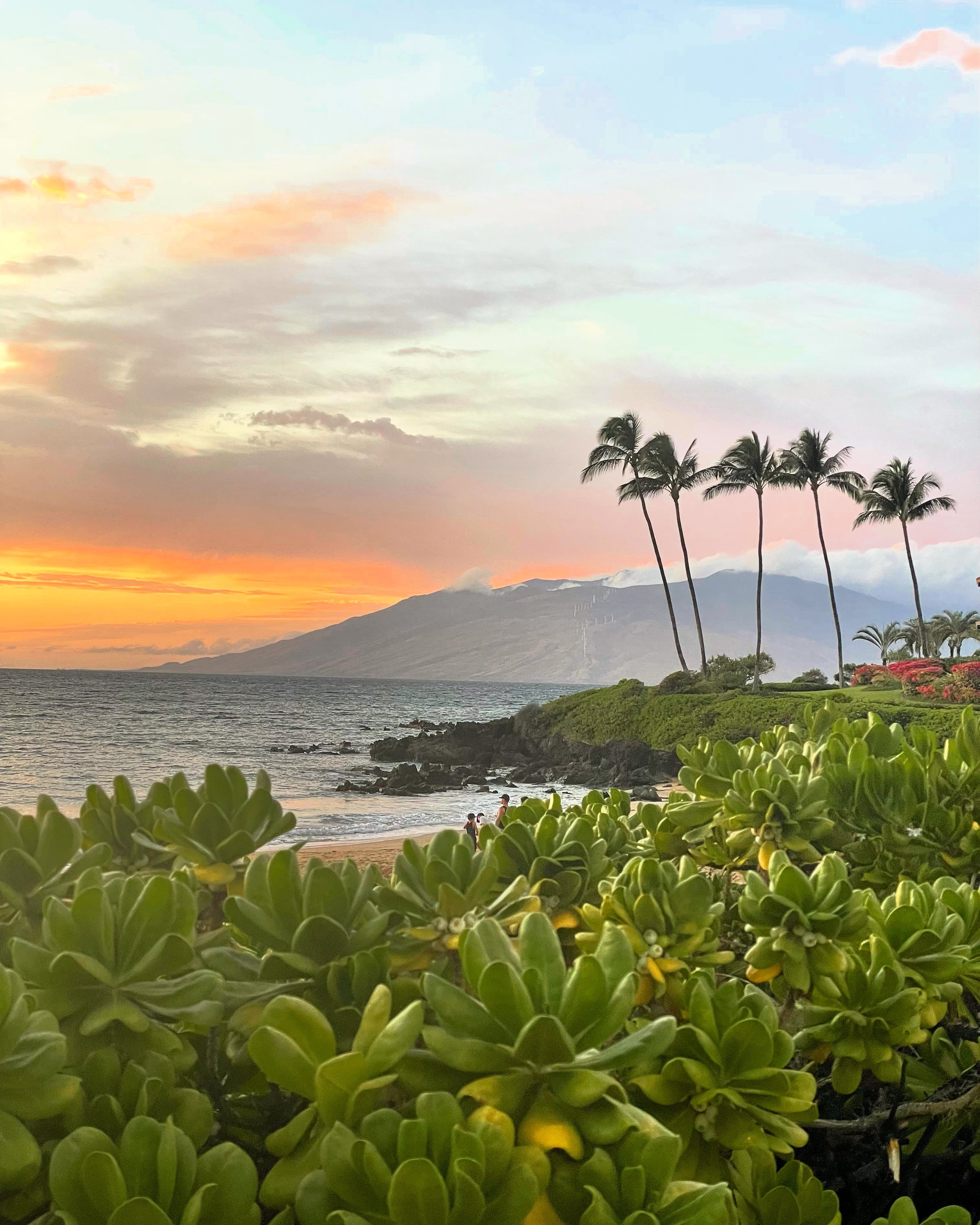 Sunset is better in Hawaii, especially if you’re staying in Wailea, on the island of Maui.jpg