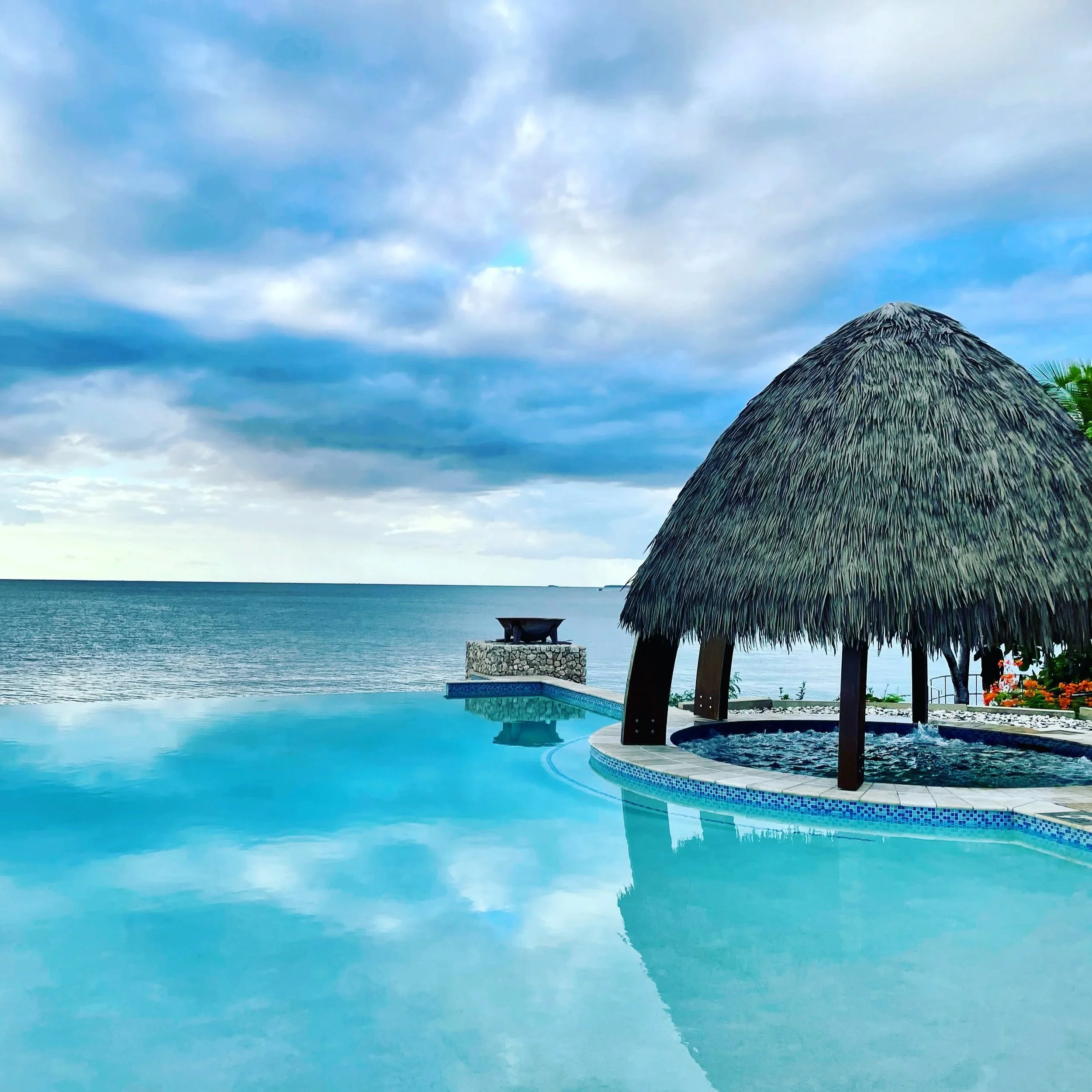 Infinity+pool+at+Fiji+Marriott+Momi+Bay.webp
