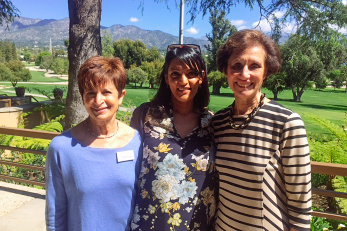 Anjalika Nigam - Ascencia receiving a grant from Las Candelas for their art therapy program