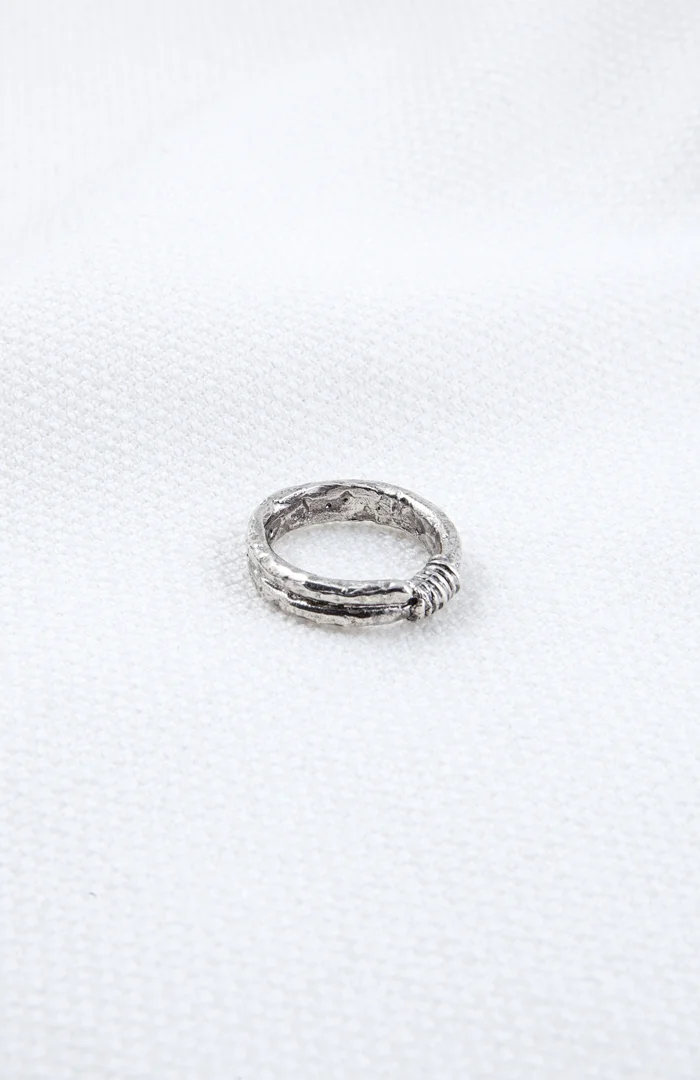 Knot Ring-silver-Hawkly_a.jpg