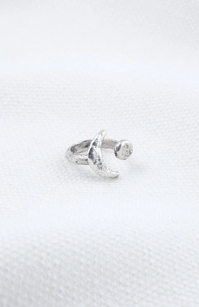 Eclipse Ring-silver-Hawkly_a.jpg