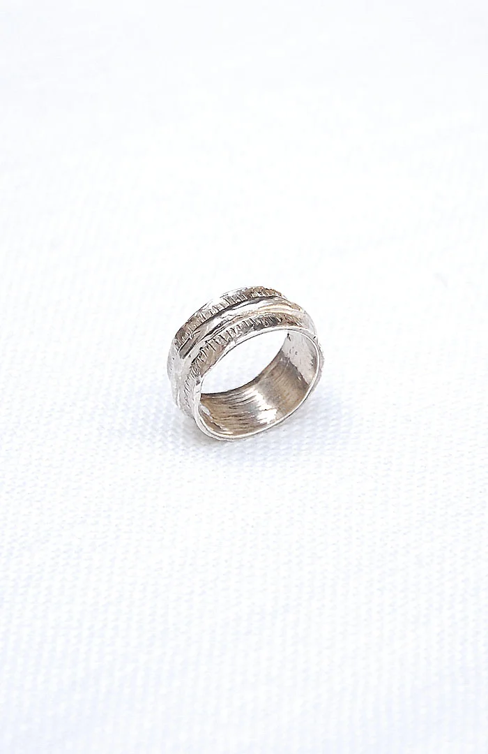 wander ring-silver-b-hawkly.jpg