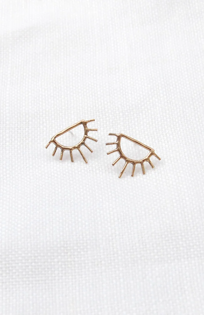 radiance stud-bronze-hawkly.jpg