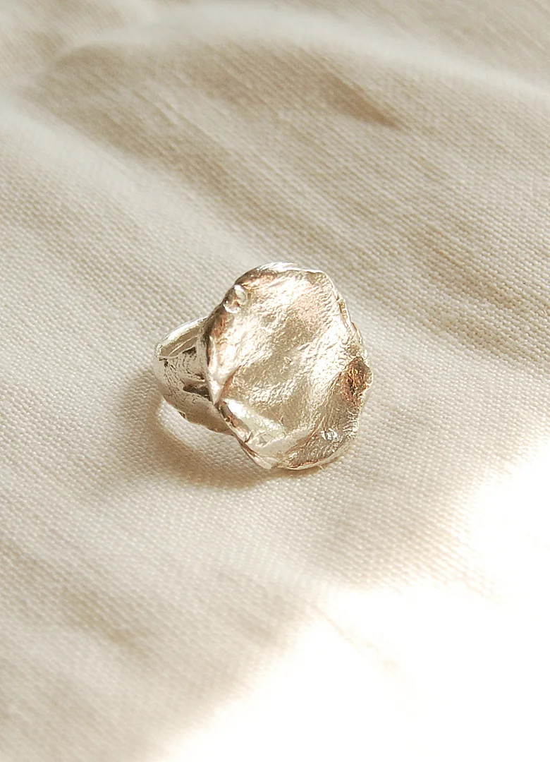 medallion ring-silver-hawkly.jpg