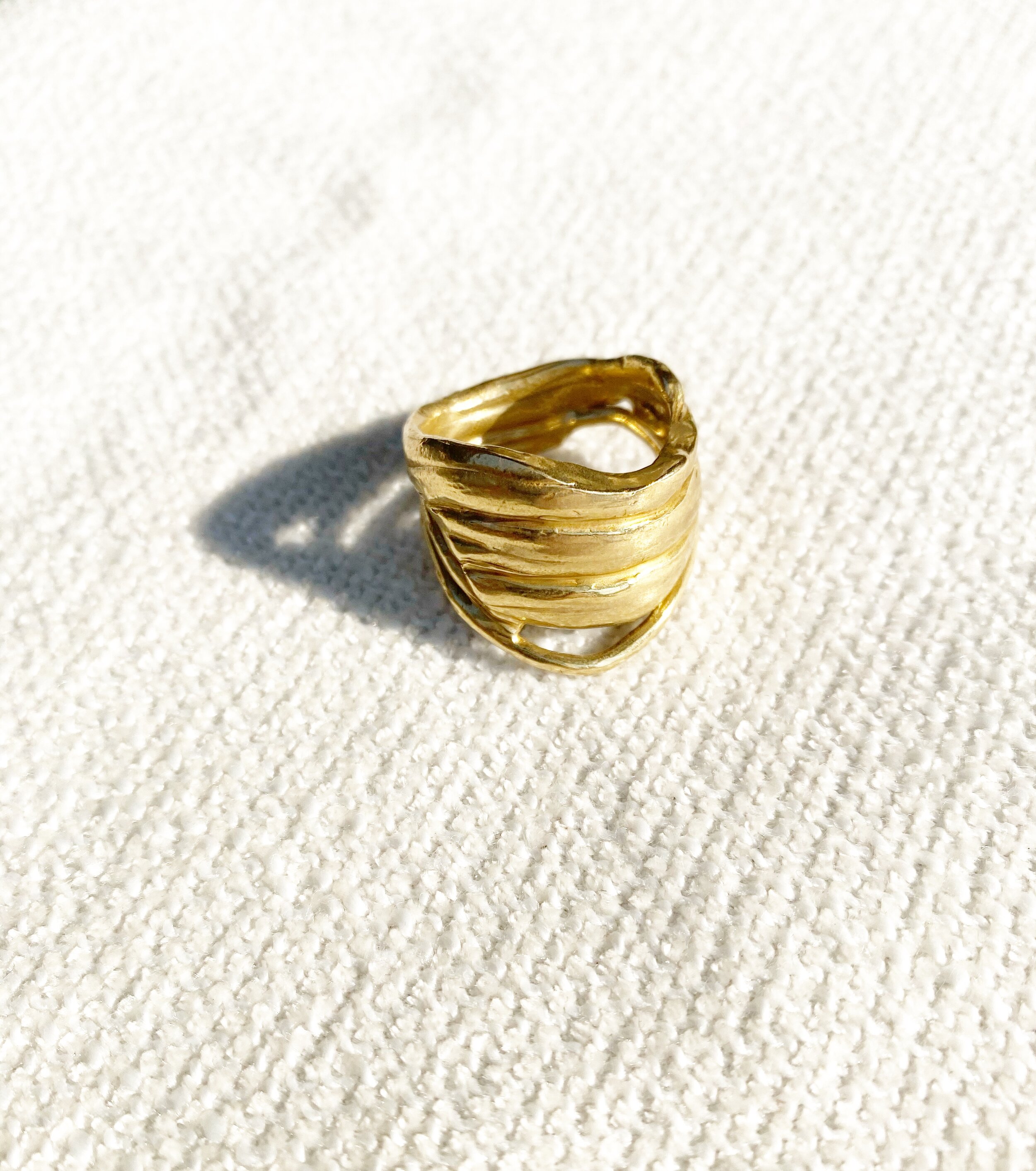 Element Ring