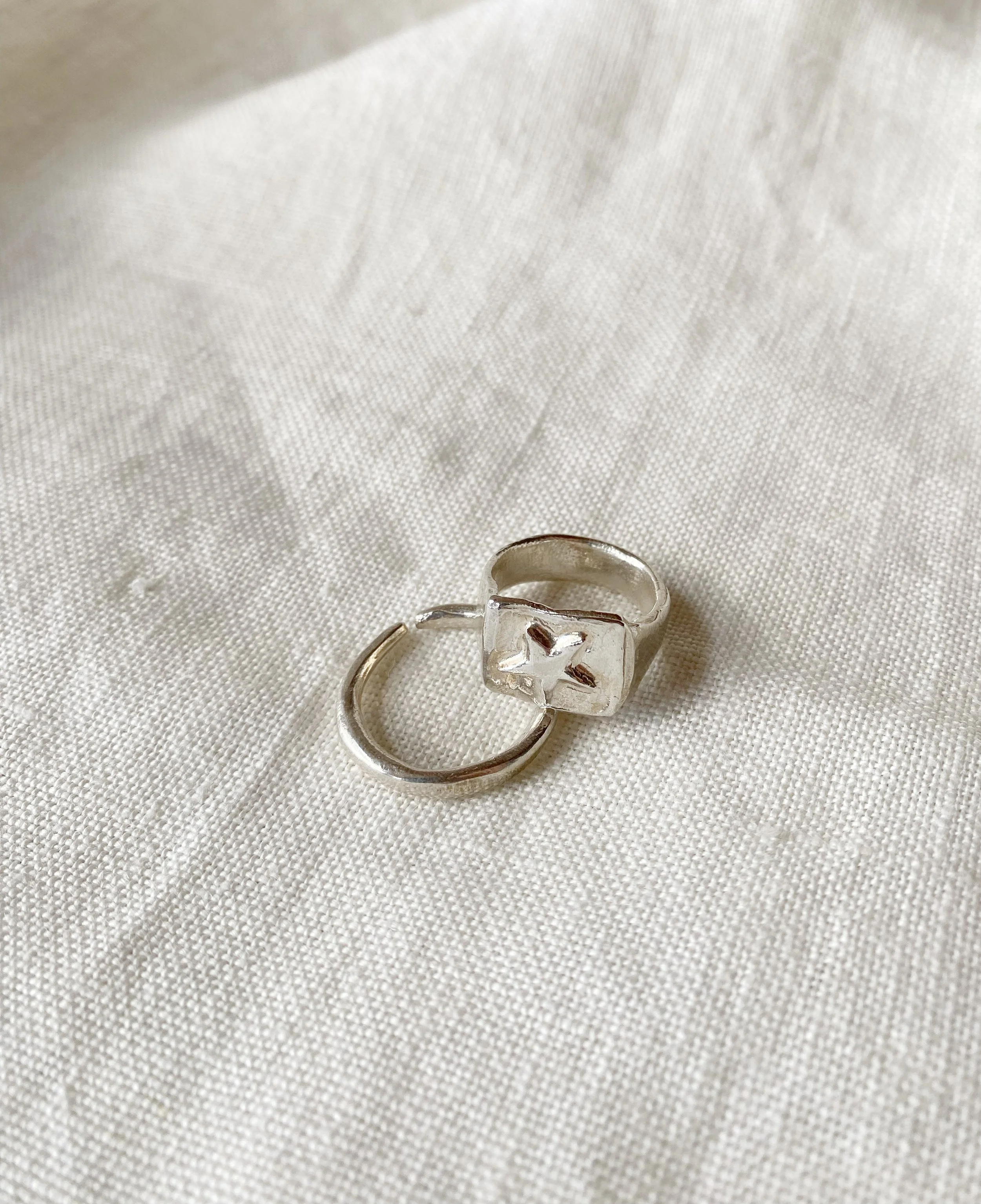 Nova Signet Ring Silver.jpg