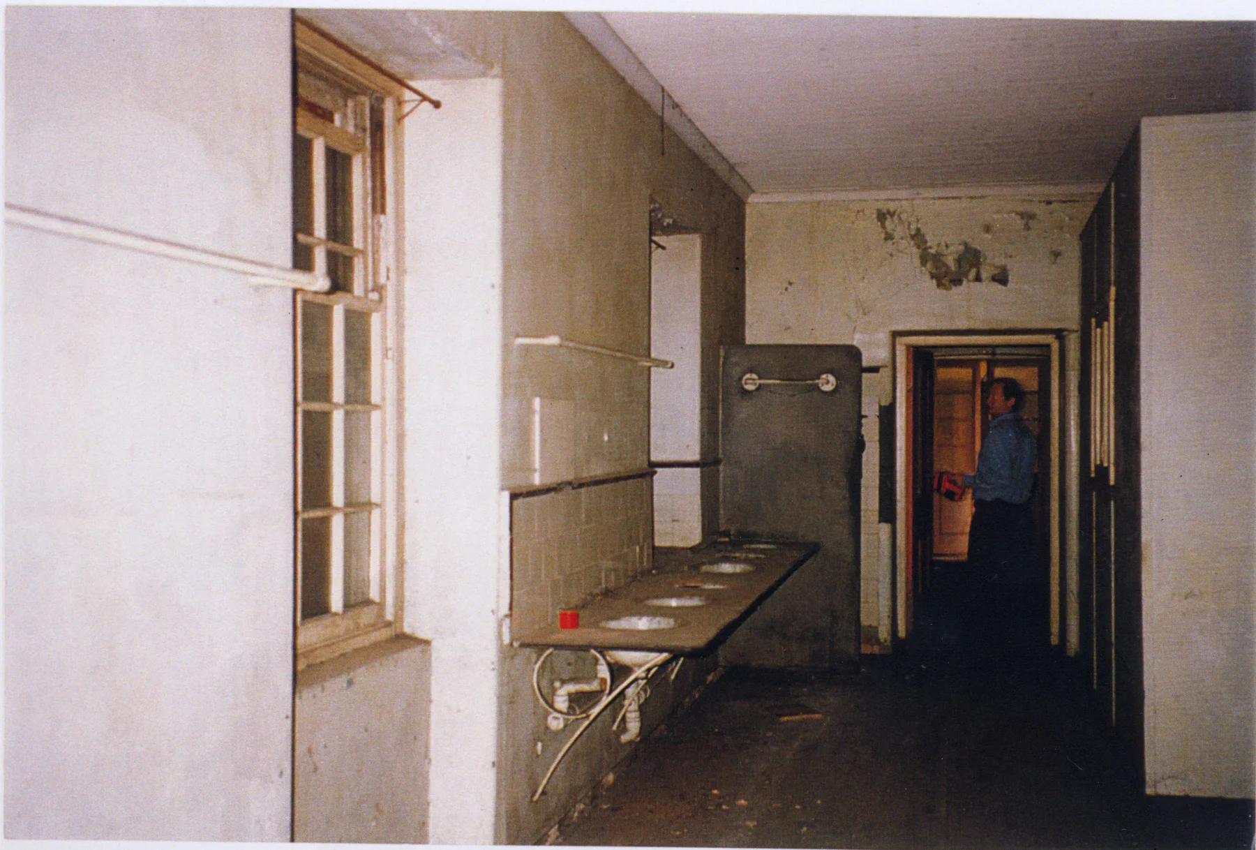 FOS Central bldg, room Room F.1.jpg