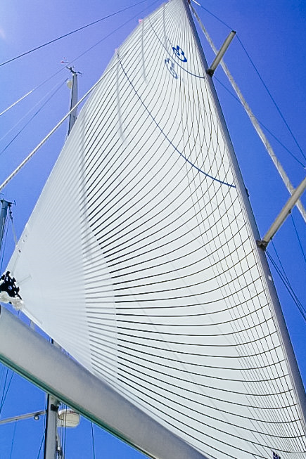 Vertical Batten An upgrade to batten-less in-mast furlers comes with the addition of vertical battens that support some roach. Since the battens are parallel to the mast, they can be rolled into the mast during the furling process.