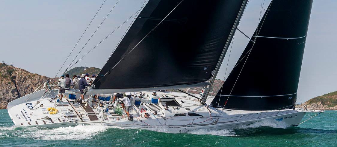 Frank Pong's Reichel/Pugh 77 JELIK racing with Uni-Titanium sails. Photo courtesy of the China Cup International Regatta .