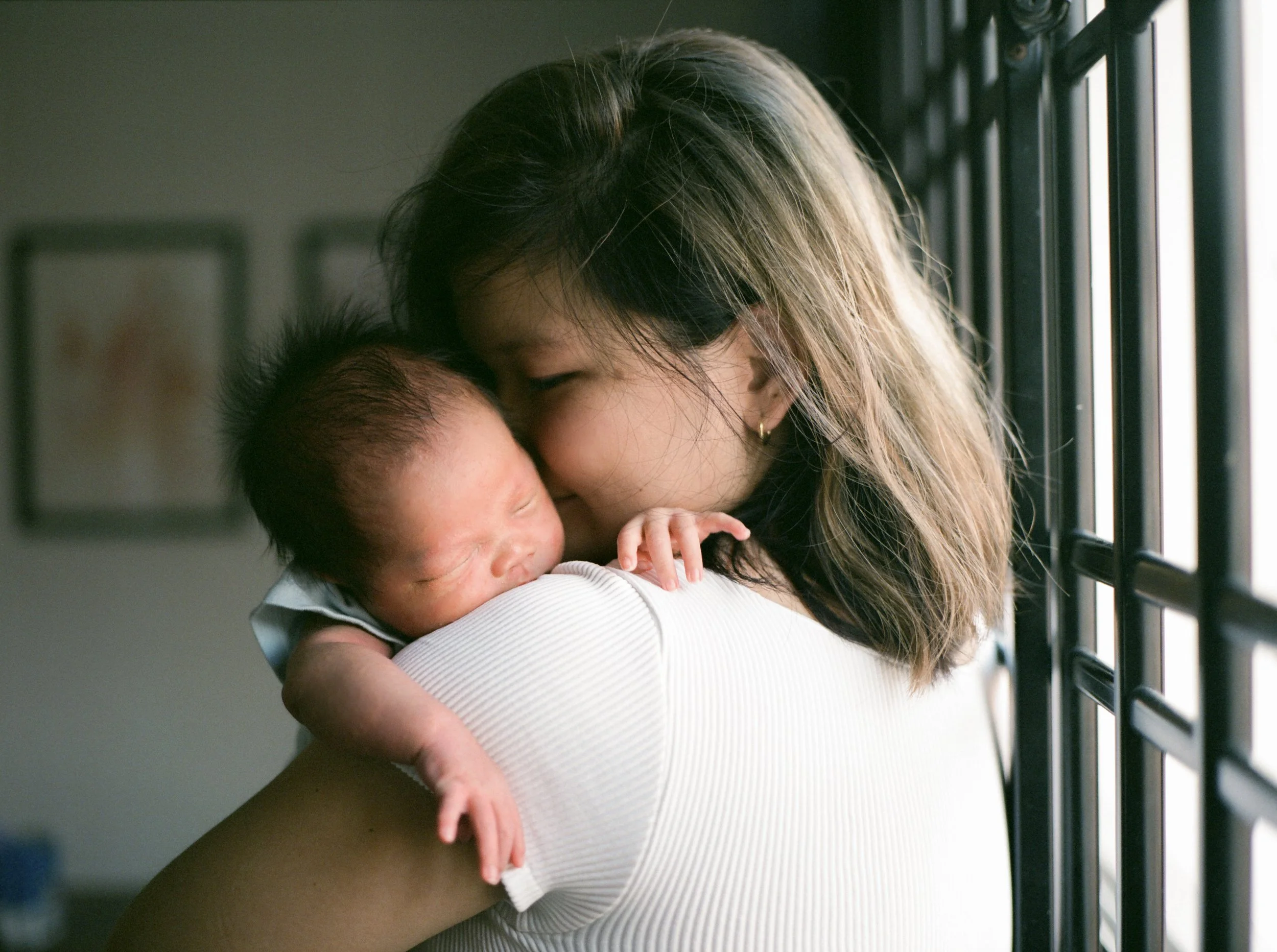 Victoria bc newborn photographer Boaz_0108 copy.jpg