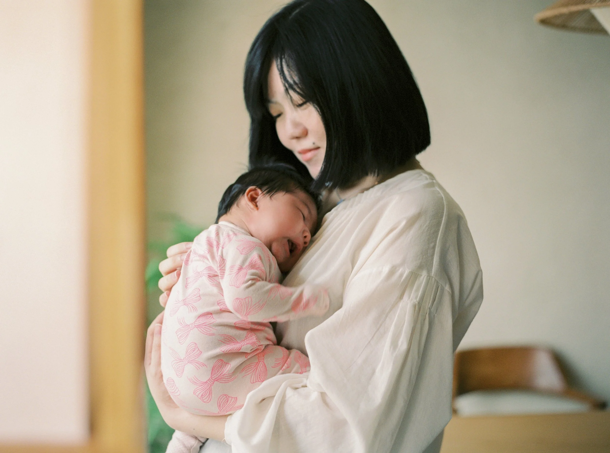 Victoria bc newborn photographer Reina-35 copy.jpg