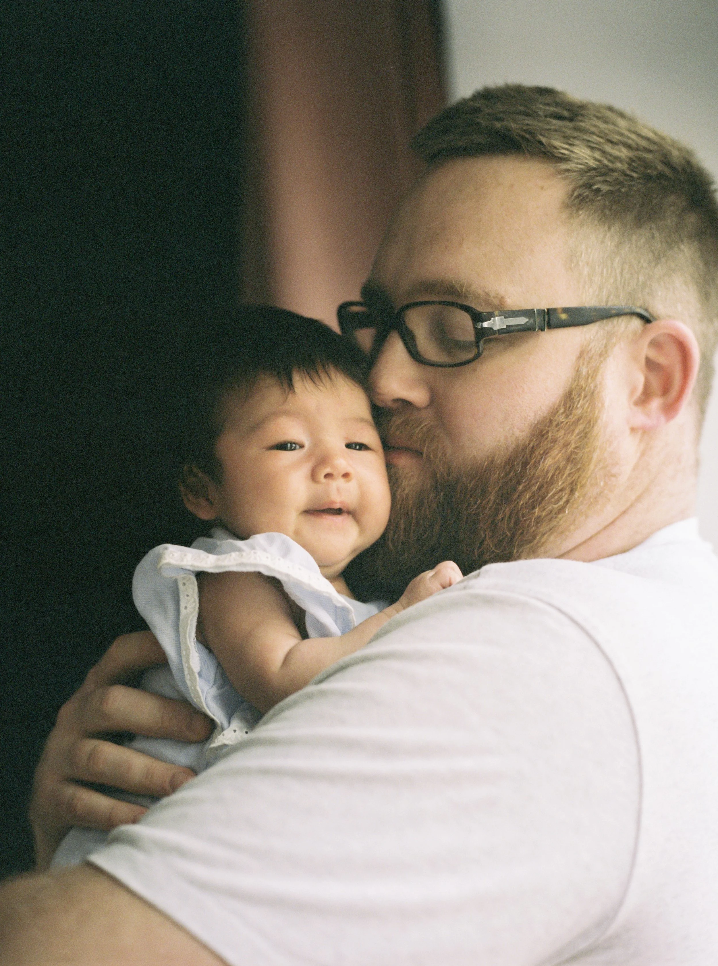 Victoria bc family photographer Sihan-Mathieu-Averie-172copy.jpg