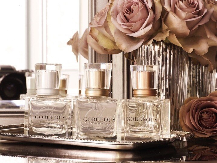 BEAUTY PACAKGING / PRODUCTION ARTWORK⁠
⁠
.⁠
.⁠
.⁠
.⁠
#graphicdesign #packagedesign #branding #dailydesign #lettering #productdevelopment #design #designproduction #fragrance #productmechanicals