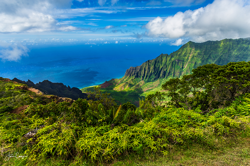 Looking Into Kalalau