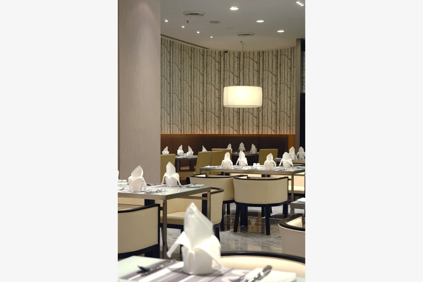 G Hotel Gurney 05.jpg