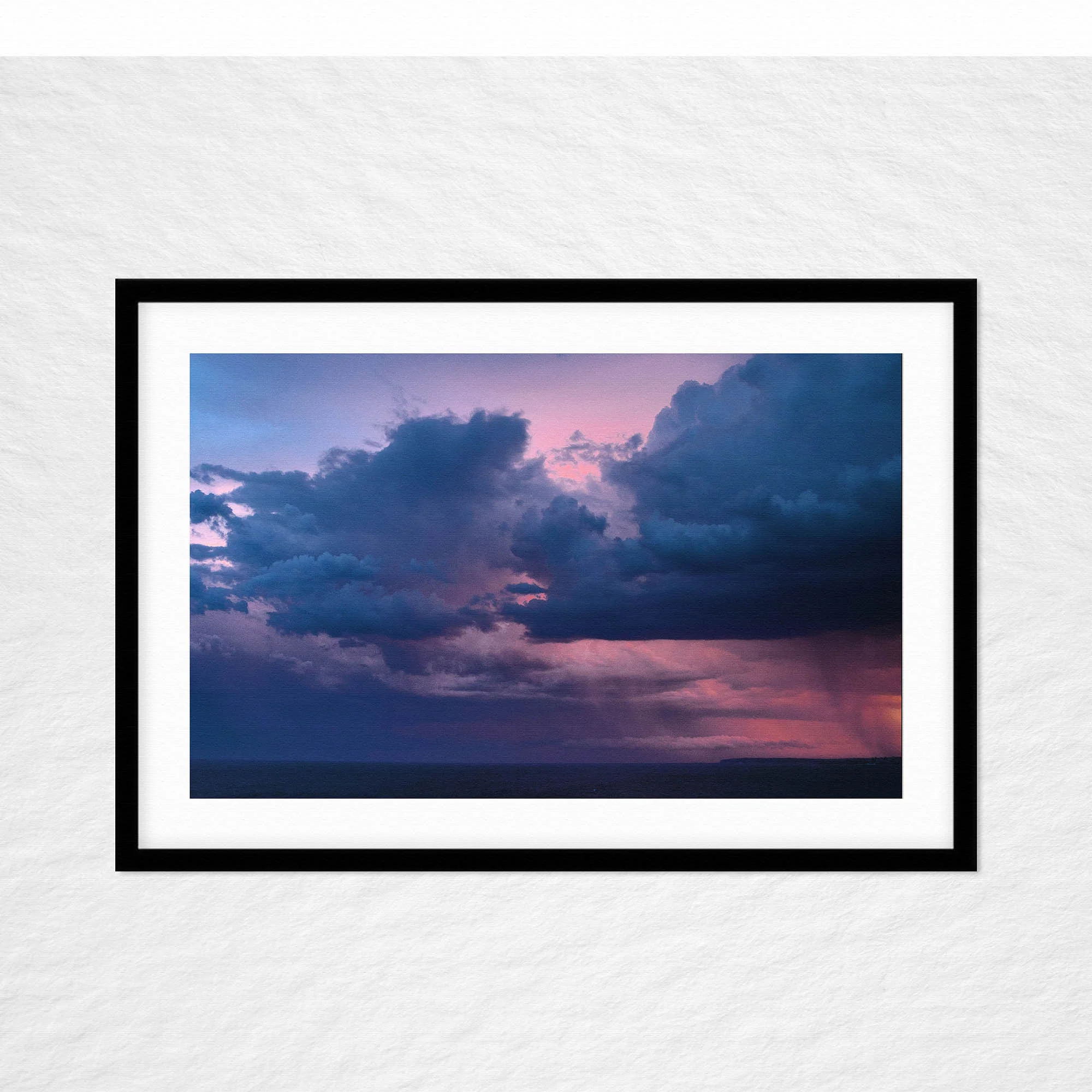FEATURE 95x65cm | HORIZONTAL | WITH | FRAMED