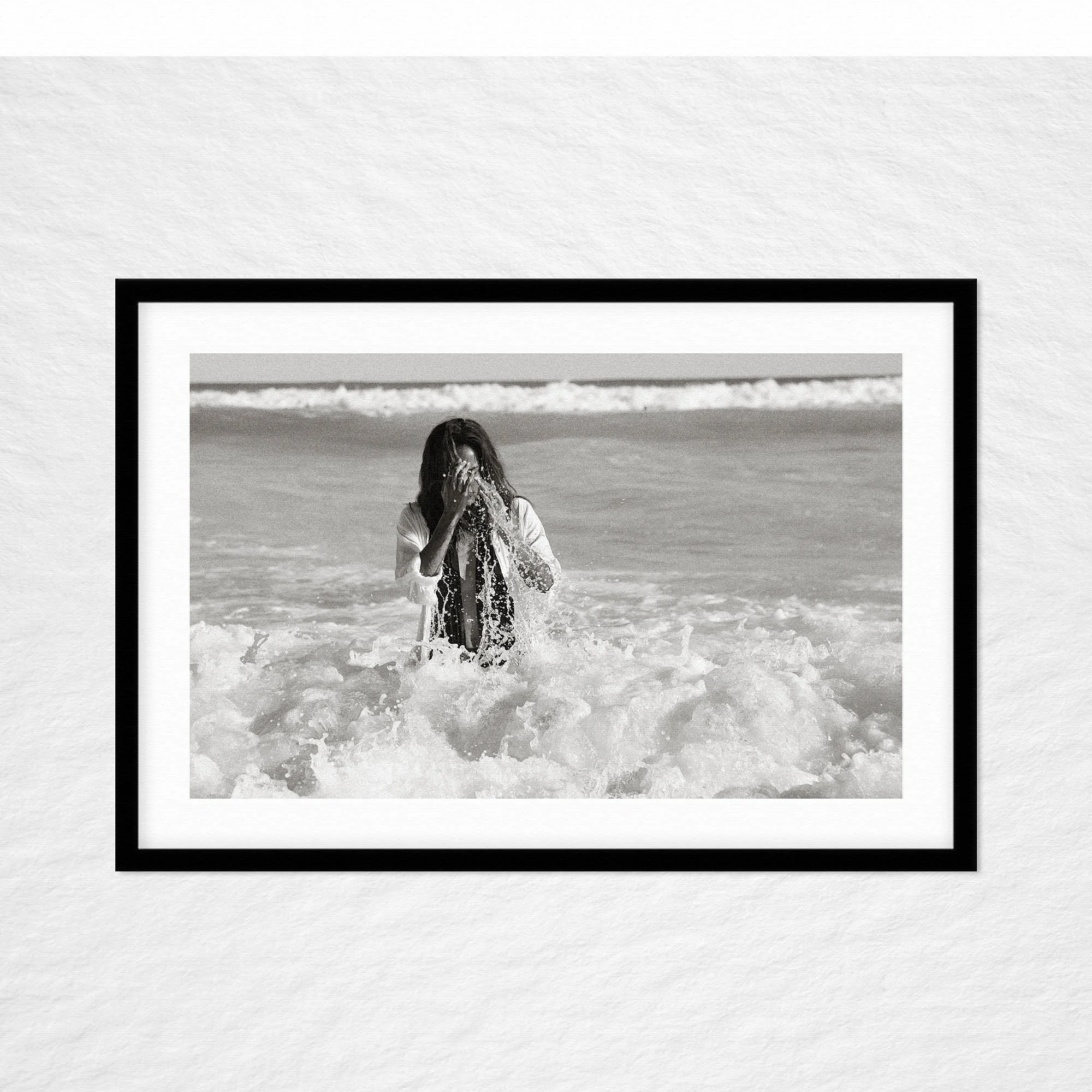 FEATURE 95x65cm | HORIZONTAL | WITH | FRAMED