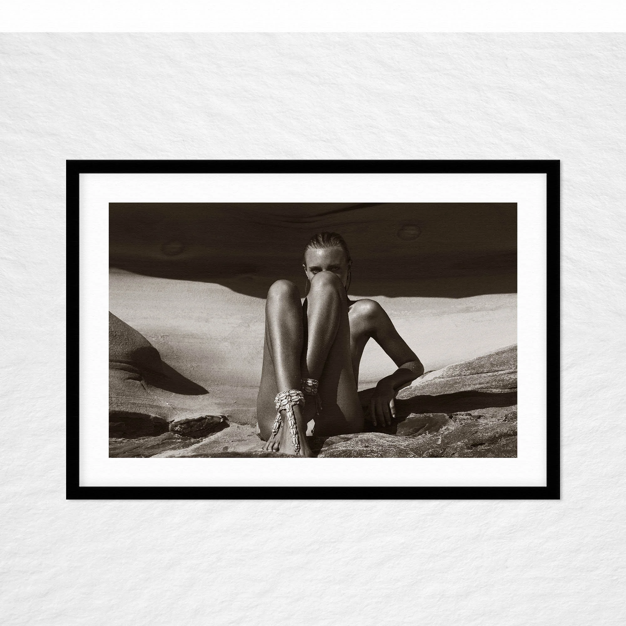 FEATURE 95x65cm | HORIZONTAL | WITH | FRAMED