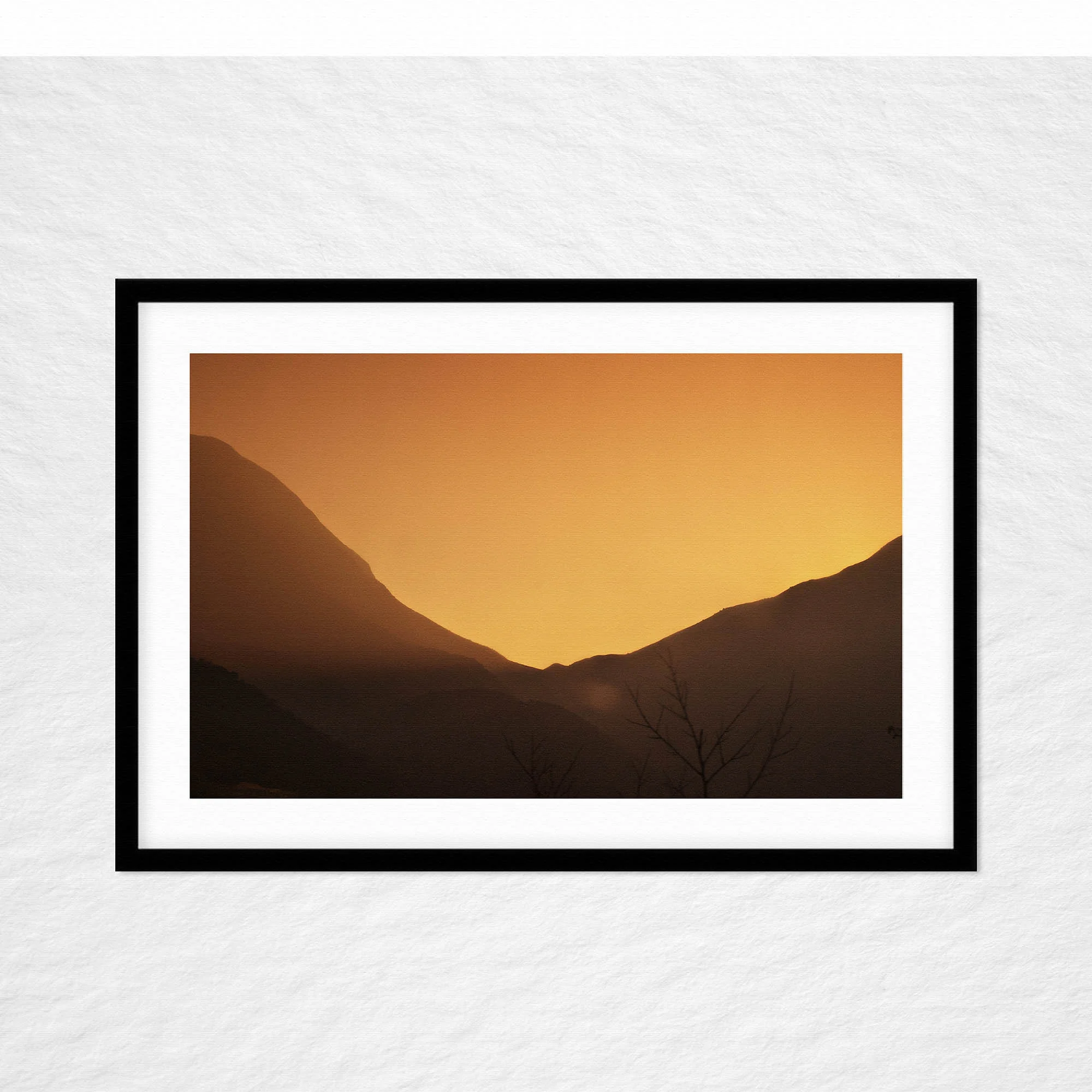 FEATURE 95x65cm | HORIZONTAL | WITH | FRAMED