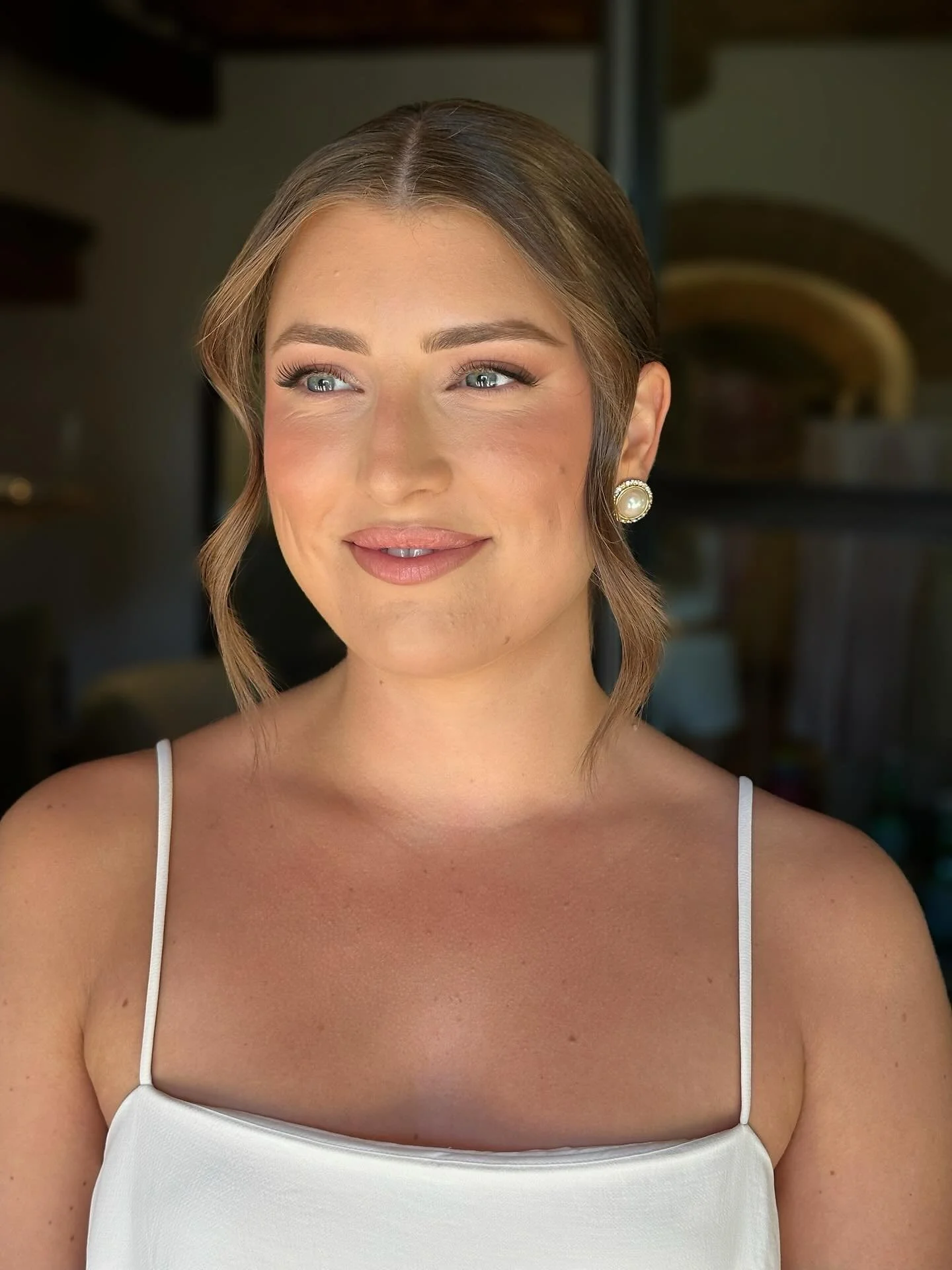 Q: How far out should you book your hair and makeup artist in Italy?! ⏰ 
A: honestly, at least 12 months out 😮 good hair and makeup artists in Italy book out FAST! with destination weddings in Italy and the rest of Europe becoming more popular each 