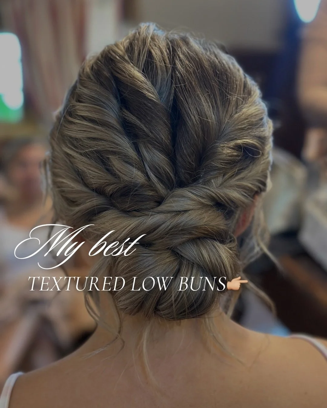 It&rsquo;s a classic for a reason 💁🏼&zwj;♀️🙌🏼 textured low buns work on fine hair and thick hair, long hair and short hair making it a bridal party go-to 😍

This is a style that can work for nearly everyone and photographs great, especially if y