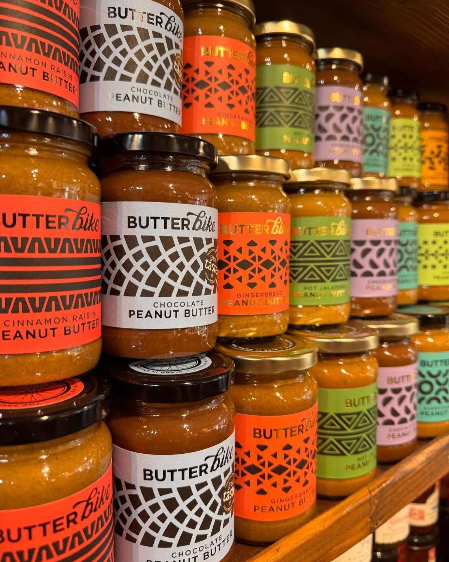 Amazing peanut butter from @butterbikeco A great range of flavours from Smoked Chilli to Cinnamon Rasin (Everything Bagel &amp; Hot Jalape&ntilde;o are my top two!) #peanut #butter #peanutbutter #chilli #chocolate #bagel #gingerbread #broadway #cinna