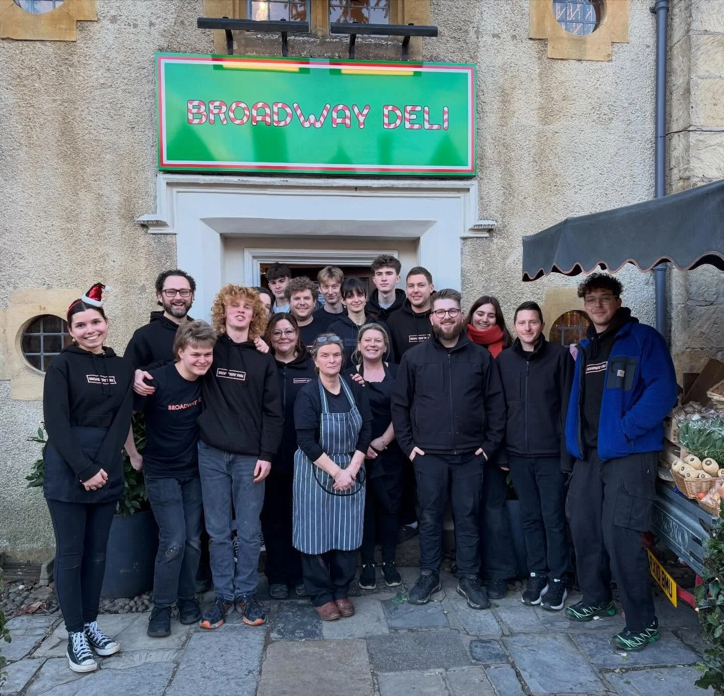 HAPPY CHRISTMAS YOU LOT! THANKS FOR EVERYTHING, IT MEANS THE WORLD. SEE YOU ON SATURDAY #christmas #closed #broadway #broadwaydeli #seeyouontheotherside