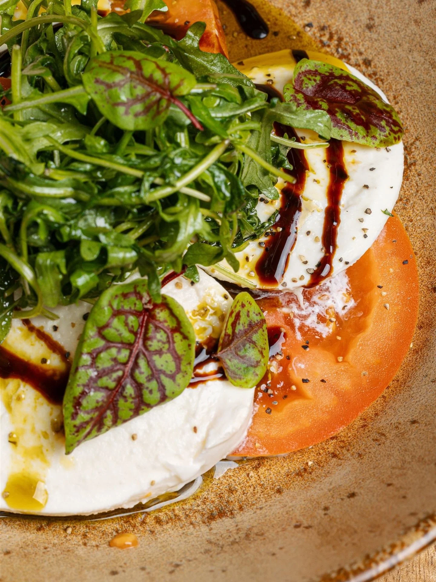 Fancy something a bit lighter for lunch?

Our Caprese salad is the perfect option for lunch for those who have a smaller appetite.

Buffalo mozzarella, juicy beef tomatoes, fresh rocket topped with balsamic and olive oil dressings - this is a must tr