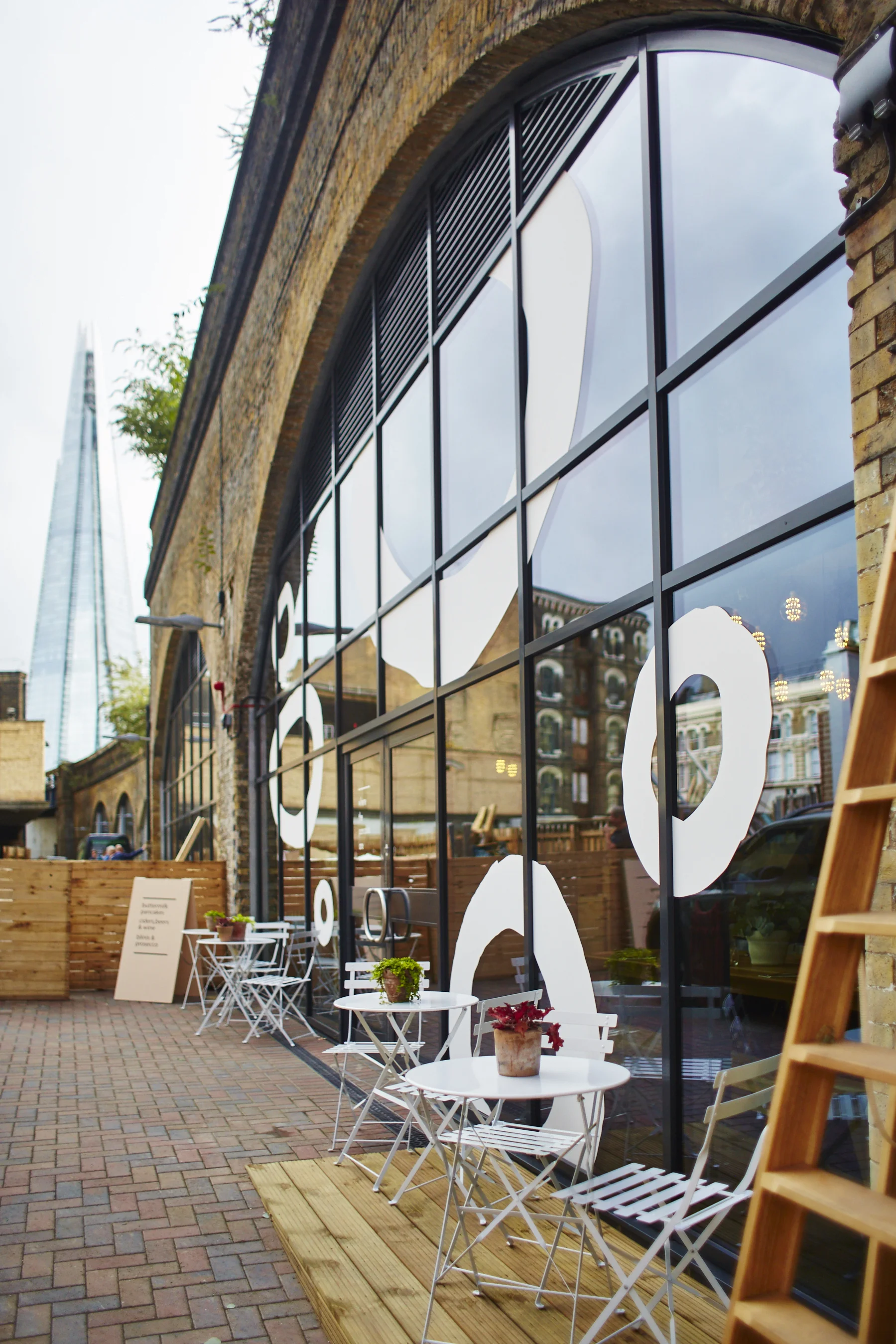 New Retail for Food and Entertainment venue for Network Rail