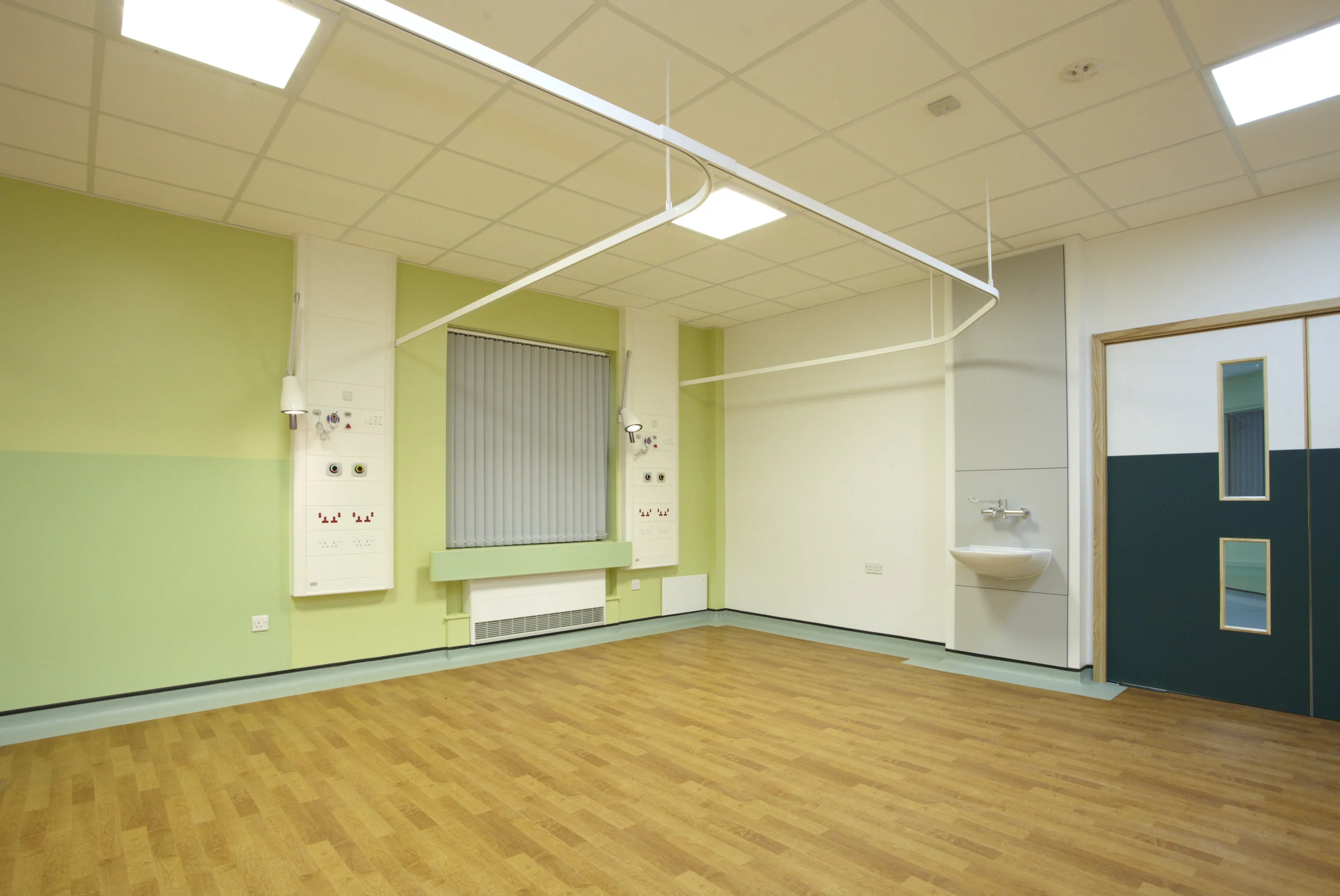 Mayday Hospital AMU, Croydon