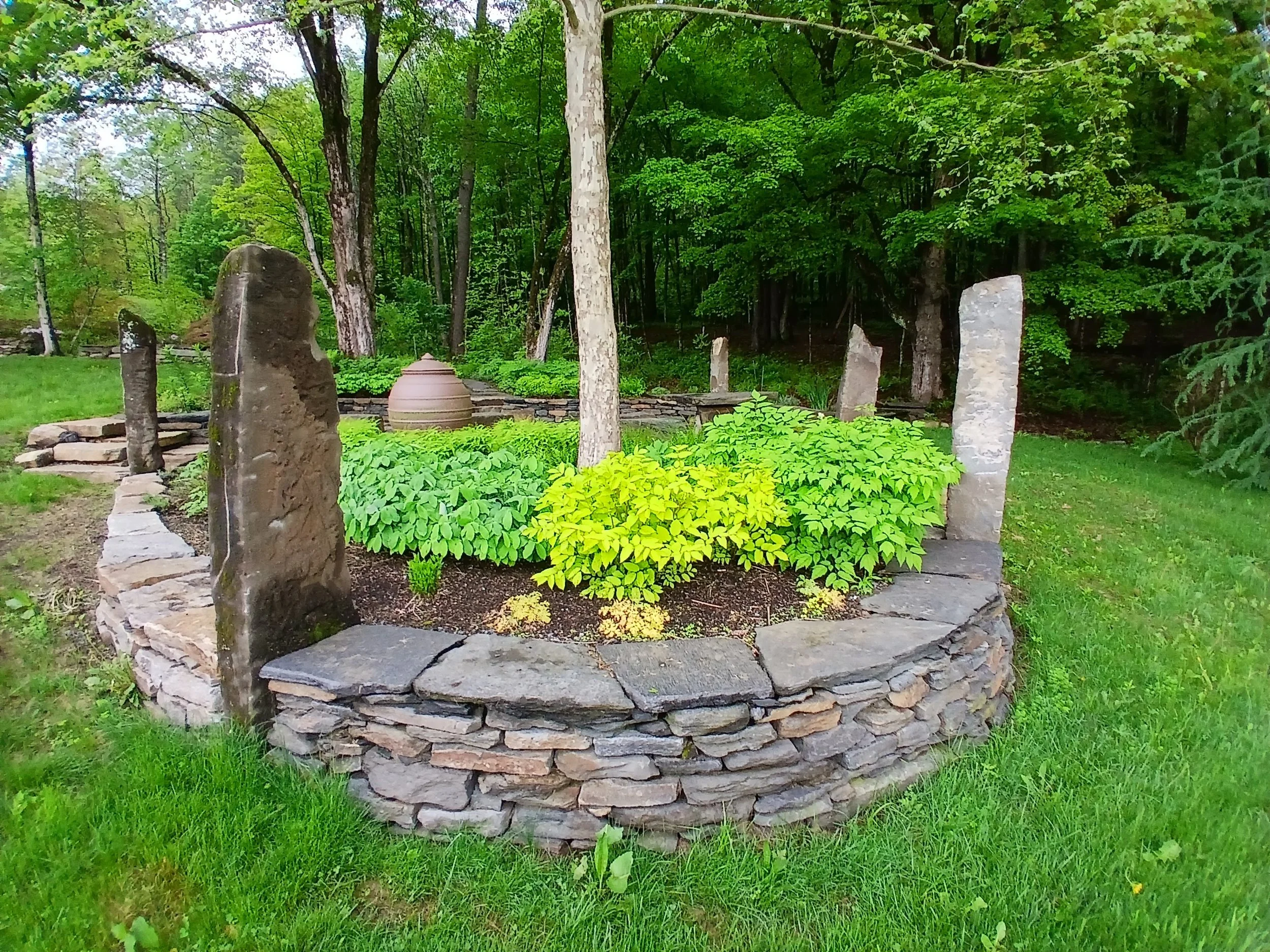 cl wall and stone pilliars 2.jpg