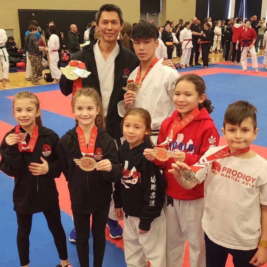 🏆 ONTARIO PROVINCIAL MARTIAL ARTS CHAMPIONSHIPS 🏆
.
A great day for TEAM PRODIGY bringing home hardware 🥇🥈🥉
.
Thank you to Sensei Blake Paterson for hosting another wonderful tournament
.
.
.
#karate #tournament #competition