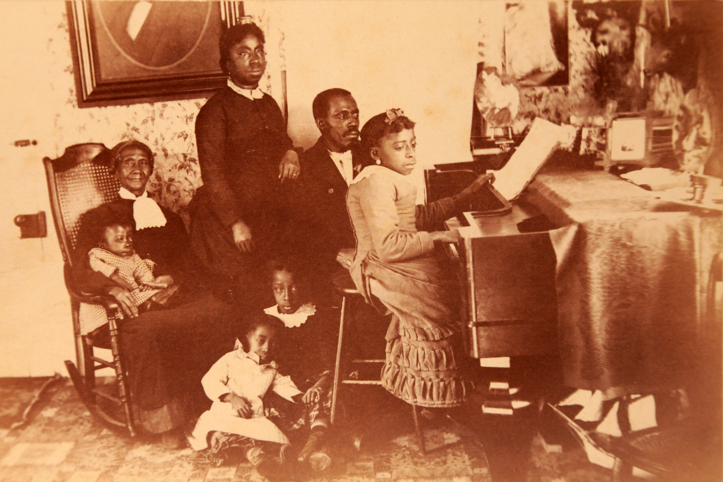John Henry Family with Grandma Baltimore