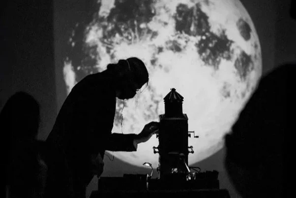 Revolutionary Entertainment: A Magic Lantern Show