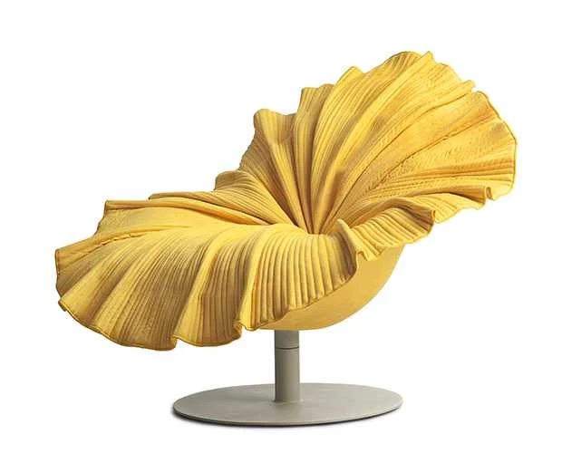 Bloom_Easy_Armchair_01_reverse.jpg