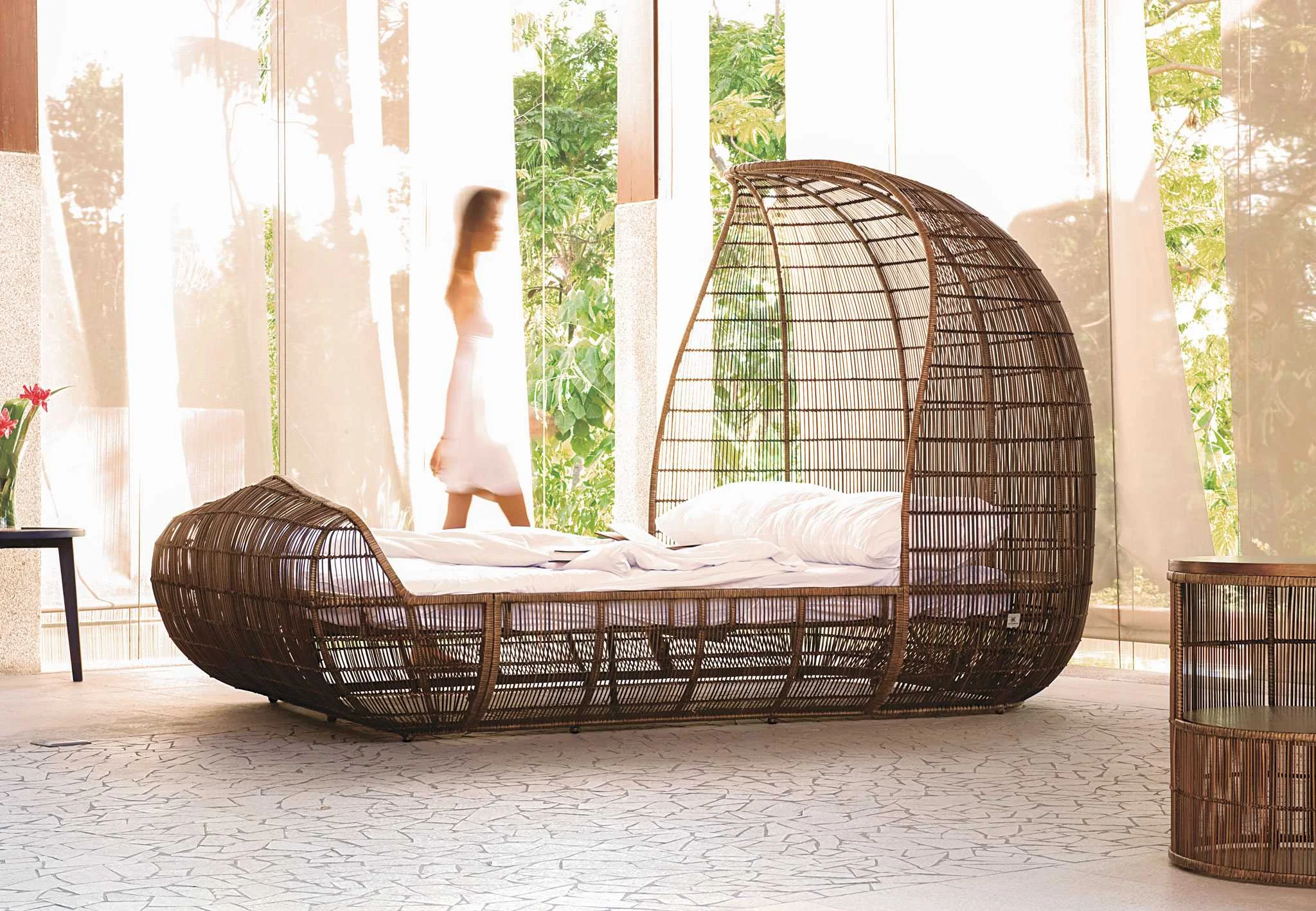 Voyage-Setting-02-web.jpg