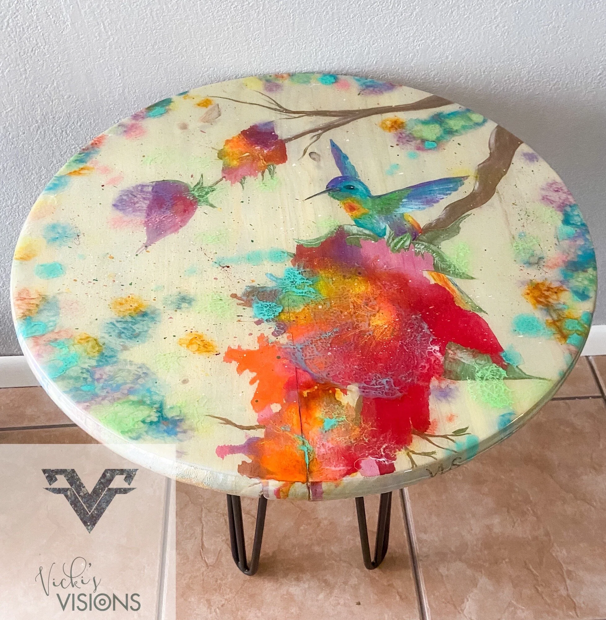 Hummingbird in Tree Table 4.JPG