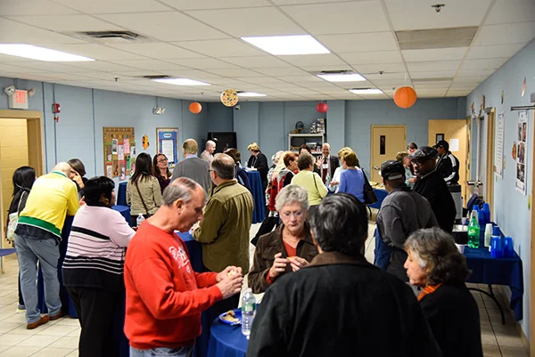 volunteer-event-2015.htm_06.jpg