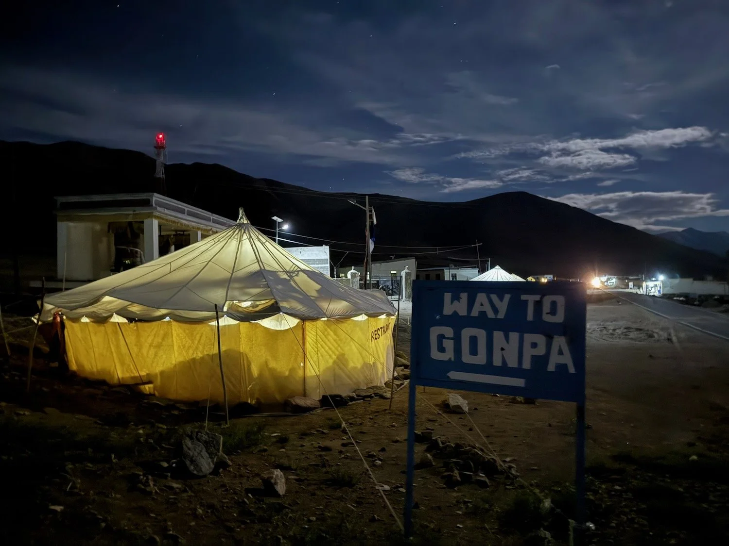 This Way to the Gompa (Gonpa?)
