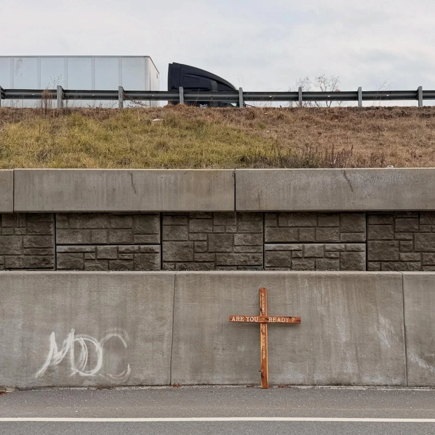 It&rsquo;s cold and blustery today along I-85, Cherokee County, SC #thelongwalkusa