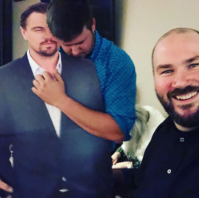 Omg I can&rsquo;t believe Leonardo DiCaprio made an appearance at my #comedy #hypnosis show 🌀😂 #magician #hypnotist #corporateentertainer #magicianslife #funny #leonardodicaprio #cardboardcutout  #hypnotized #magic #entertainment #hypnotistzstonish