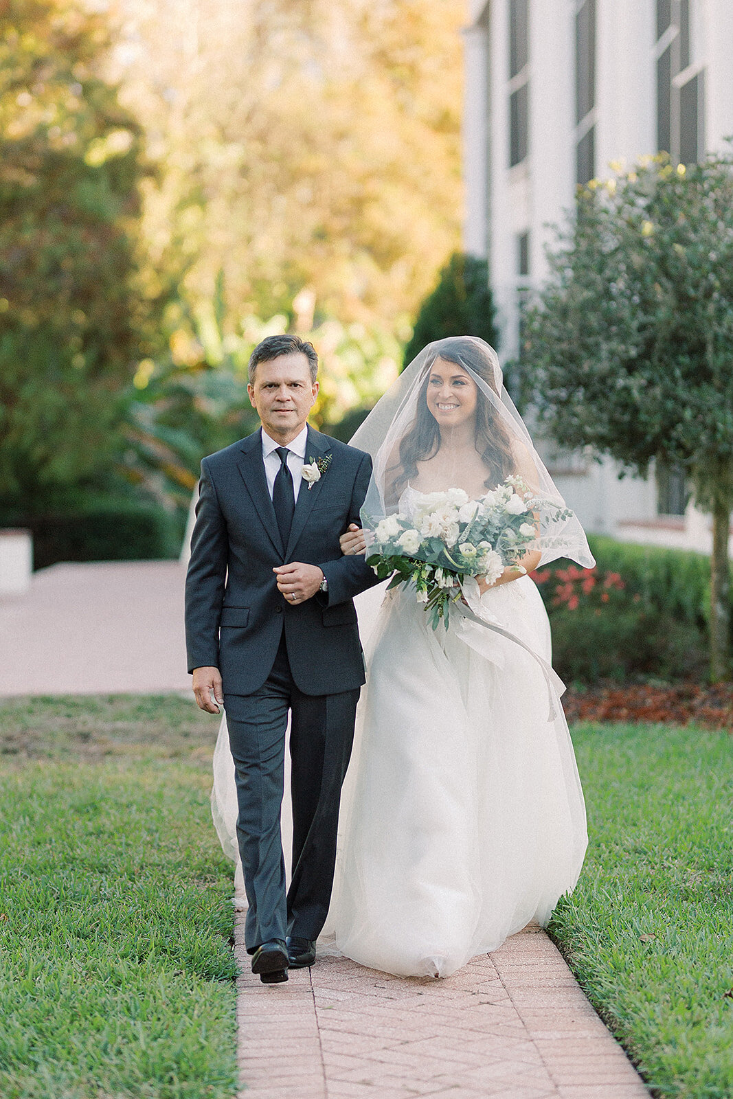 Josh_+_Amanda_Glidden_Luxmore_Grande_Estate_Wedding_Photographer_Casie_Marie_Potography_SN-40.jpg