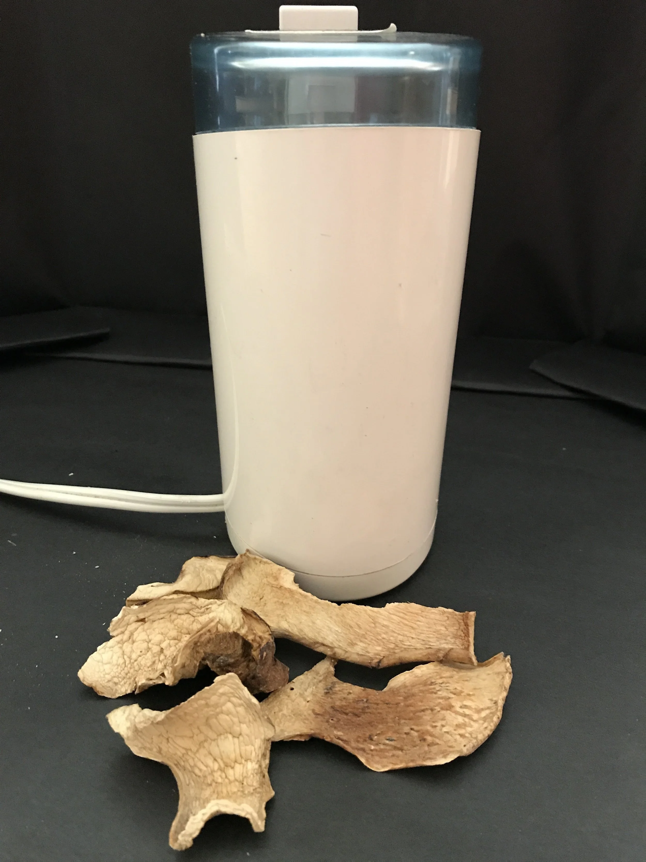 Porcine with spice grinder