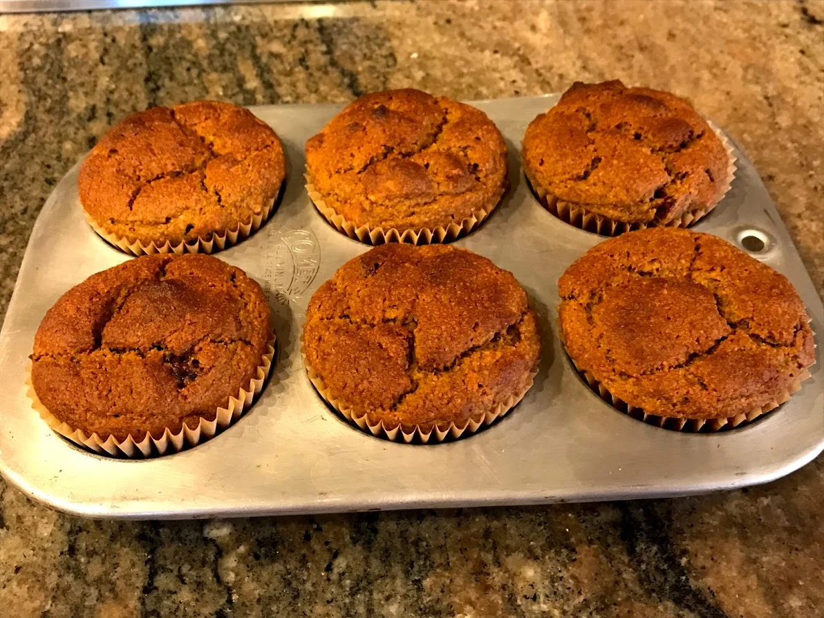 pump muffins in tin.jpg
